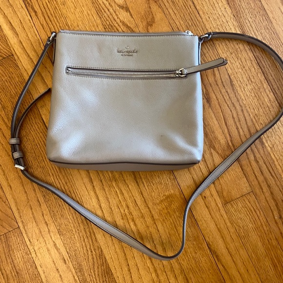 Kate Spade Crossbody - Picture 1 of 3